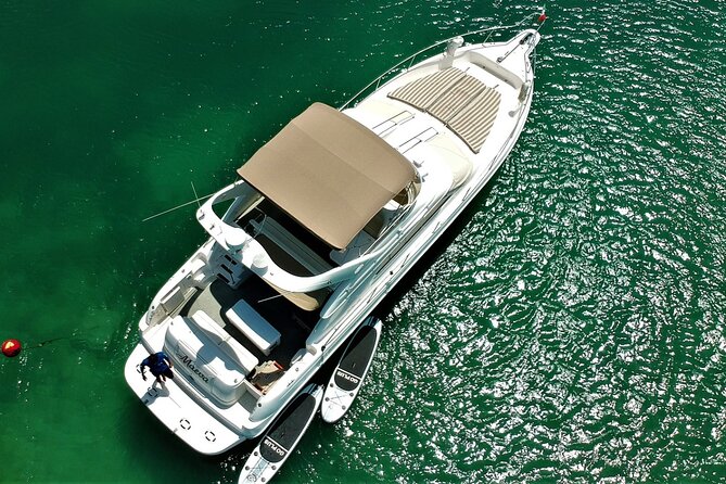 2 Hour Sunset - 51' Sea Ray Tulum, Playa del Carmen, Riviera Maya - Dinner, drinks, and Bluetooth music: the onboard comfort level