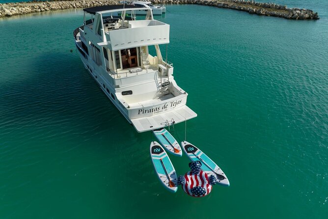 2 Hour Sunset-53' Hatteras Tulum, Playa Del Carmen, Riviera Maya - Meal and Snacks Onboard: Fresh Mexican Food You Can Taste Through the Evening