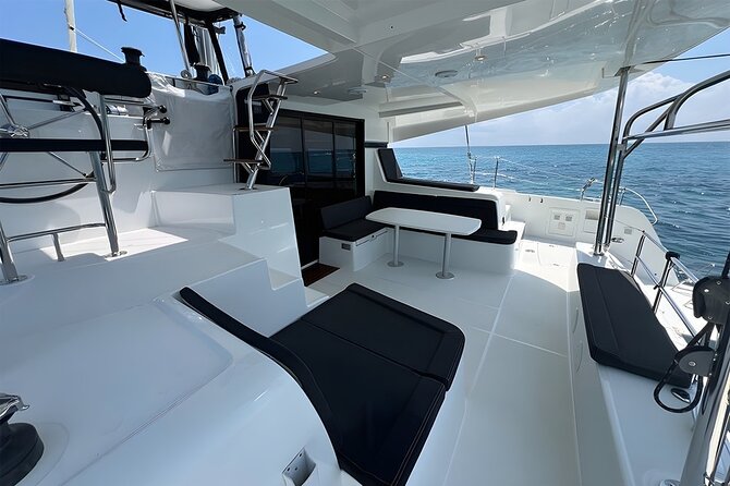 3 Hour Catamaran Experience in a Private 42' Lagoon - The open bar rule: 21+ drinks and what you should plan