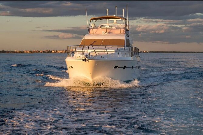 3 Hour Xpuha-60' Neptunus-Tulum, Playa del Carmen, Riviera Maya - A 60-Foot Yacht Day from Puerto Aventuras to Punta Venado