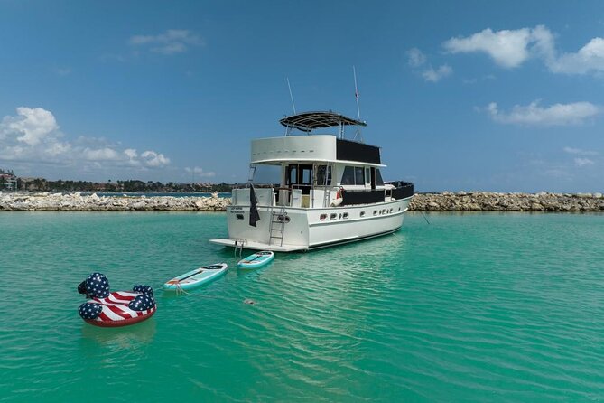 3 Hours - 53' Hatteras - Tulum, Playa Del Carmen, Riviera Maya - The 3-hour Hatteras cruise: why this timing works