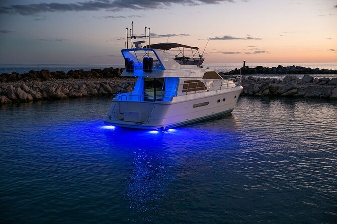4 Hour - 60' Neptunus - Tulum, Playa del Carmen, Riviera Maya - Comfort and Boat Quality: Air Conditioning, Premium Audio, New Look