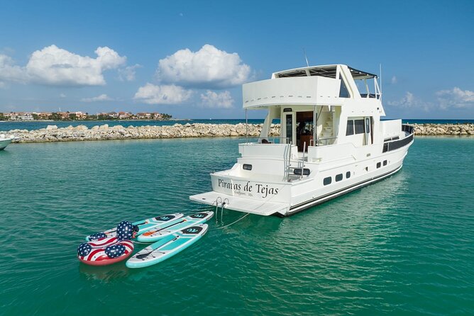 4 Hour - 72' Bruce Roberts, Tulum, Playa del Carmen, Riviera Maya - Lunch on the water: included and diet-friendly