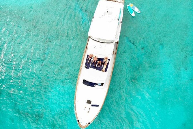 4 Hour - 80' Burger, Tulum, Playa del Carmen, Riviera Maya - Lunch, drinks, and the karaoke-on-a-yacht factor