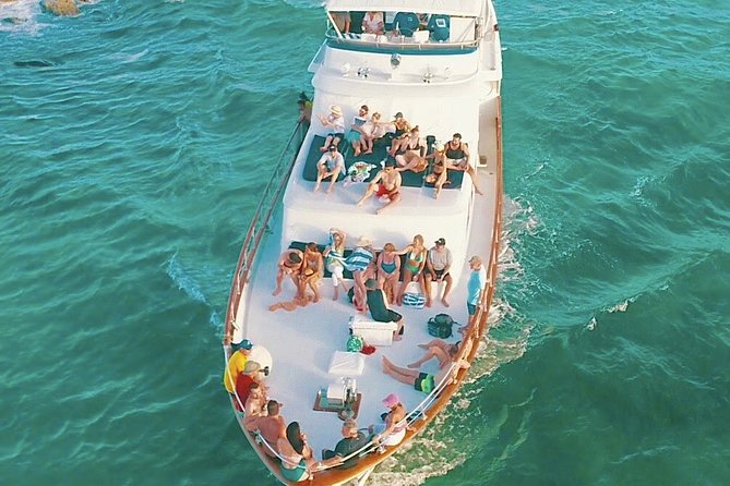 4 Hour - 80' Burger, Tulum, Playa del Carmen, Riviera Maya - Who should book this yacht day (and who might skip it)