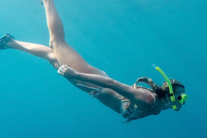 4 Hours Exclusive 45' Lagoon Catamaran Experience - Life on board: open bar, restroom access, and food that feels planned