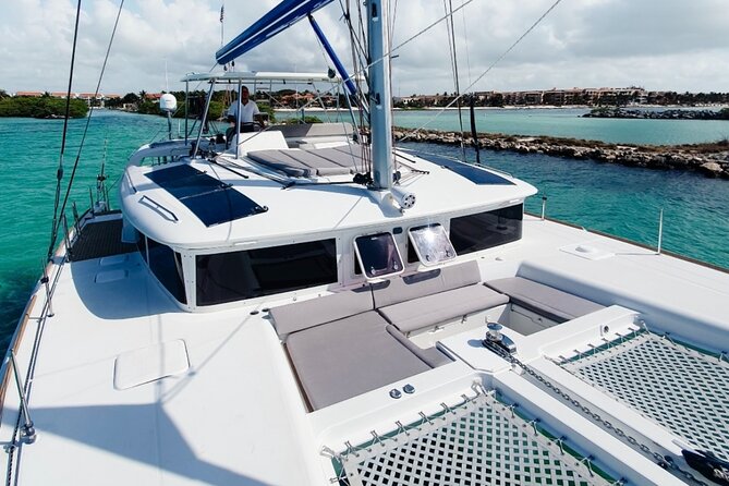 4 Hours Exclusive 45' Lagoon Catamaran Experience - Price and logistics: where the real costs show up