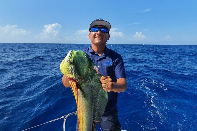 4H Luxury 44' Catamaran All-Inclusive in Tulum & Playa del Carmen - Lunch, ceviche, and the chef who works with your catch