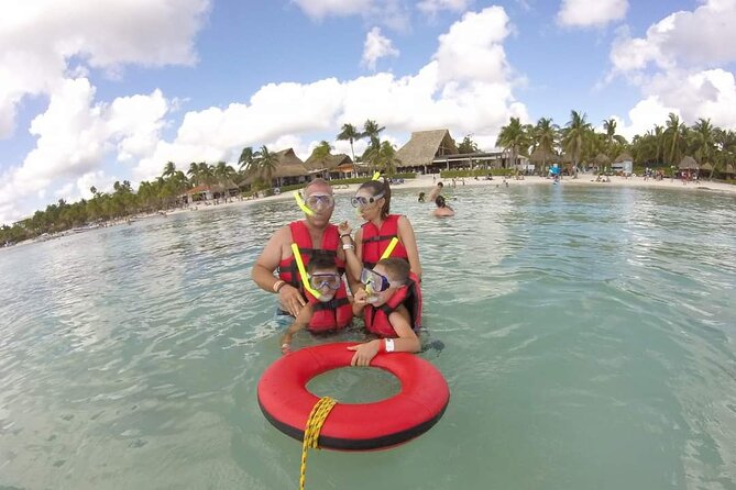 Akumal turtles sanctuary and go pro photos - Why Akumal turtles snorkeling feels easy-moderate