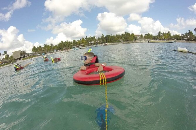 Akumal turtles sanctuary and go pro photos - Price and value for Playa del Carmen visitors