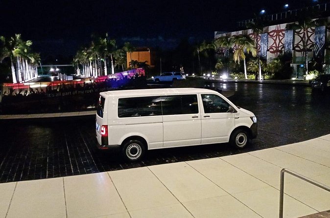 Cancun Airport to Playa del Carmen Roundtrip Private Transfer - Driver and vehicle quality: what the reviews reveal