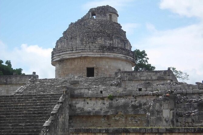 Chichen Itza Deluxe from Cancun to Playa del Carmen - Ik Kil Cenote: your one-hour swim cooldown