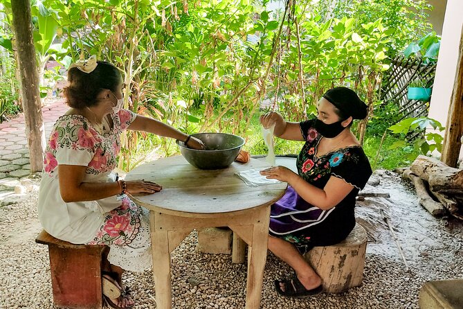 Chichen Itza Gastronomic, Valladolid and Cenote Extremo - Chichén Itzá: The Pyramid of Kukulkan and the “Know What You’re Looking At” Advantage