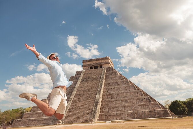 Chichen Itza, Yucatecan Buffet, Cenote Saamal and Valladolid - Chichén Itzá: how to make the most of the guided + free-time split