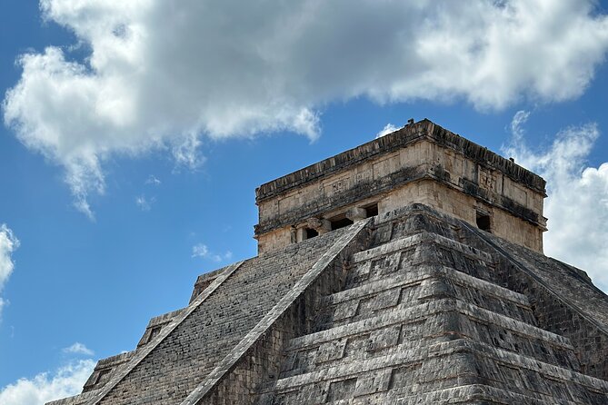 Chichen Private Experience - Chichén Itzá before the buses: what you’ll see and how guidance helps