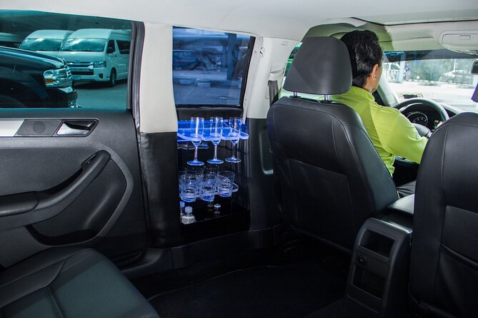 Departure by Luxury Sedan From Playa del Carmen to Cancun Airport - The 1 Hour 15 Minute Ride You’ll Actually Enjoy