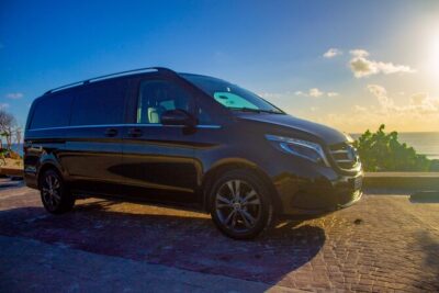 Departure from Akumal to Cancun International Airport. Private Service - The Driver Arrival Rule: Why the 10-Minute Lobby Wait Matters