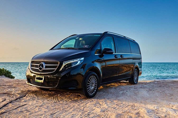 Departure from Akumal to Cancun International Airport. Private Service - Mobile Ticket and English Service: Fewer Last-Minute Headaches