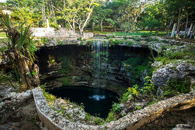 Full day Chichén Itzá Tour from Cancún and Riviera Maya - Lunch buffet and the extras that can sneak into your bill