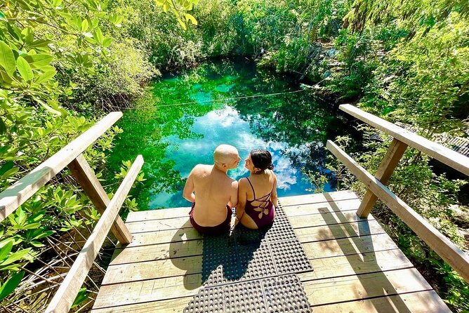 Private Tour Tulum Tortugas Cenote Beach All Inclusive - Lunch in Akumal: Mexican food facing the sea