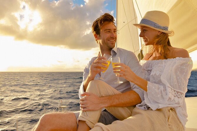 Riviera Maya Luxury Sunset Sailing plus Light Dinner and Open Bar - Who This Sunset Sail Fits Best