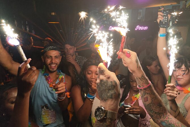 Social PubCrawl Playa del Carmen - The optional techno club at the end: when to say yes