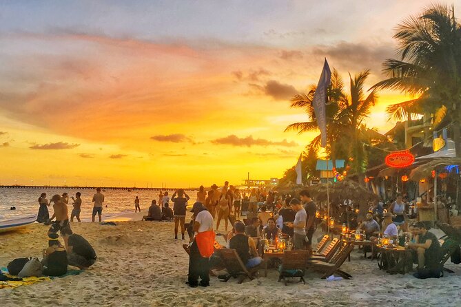 Sunset Session - An Exciting Paddleboard Adventure For All Levels - Stop 1: Fusion Beach Bar Cuisine and the pre-paddle mood