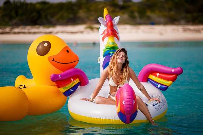 Tulum All Inclusive 4h – Luxury 58' Azimut Yacht - Price and logistics: the real cost math (dock fee and service charge)