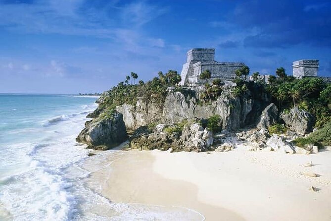 Tulum Express Riviera Maya - The one-hour break: photos, shopping, or a swim if it’s open