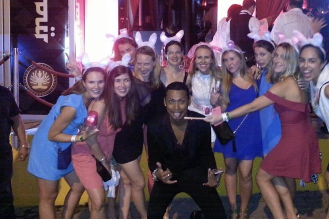 VIP Nightclub Tour in Playa del Carmen - Where the night starts: downtown Playa at 9pm
