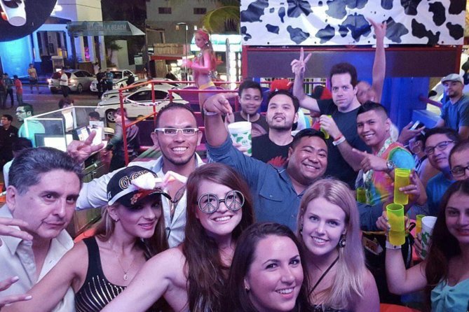 VIP Nightclub Tour in Playa del Carmen - Dress code, photo ID, and how to avoid getting turned away